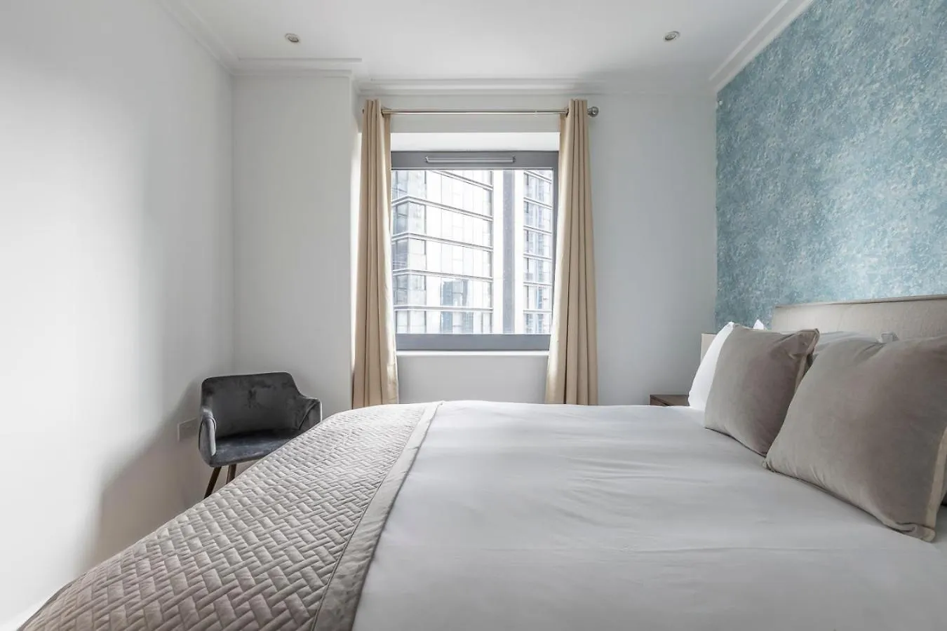 City Waterfront Apartments London United Kingdom