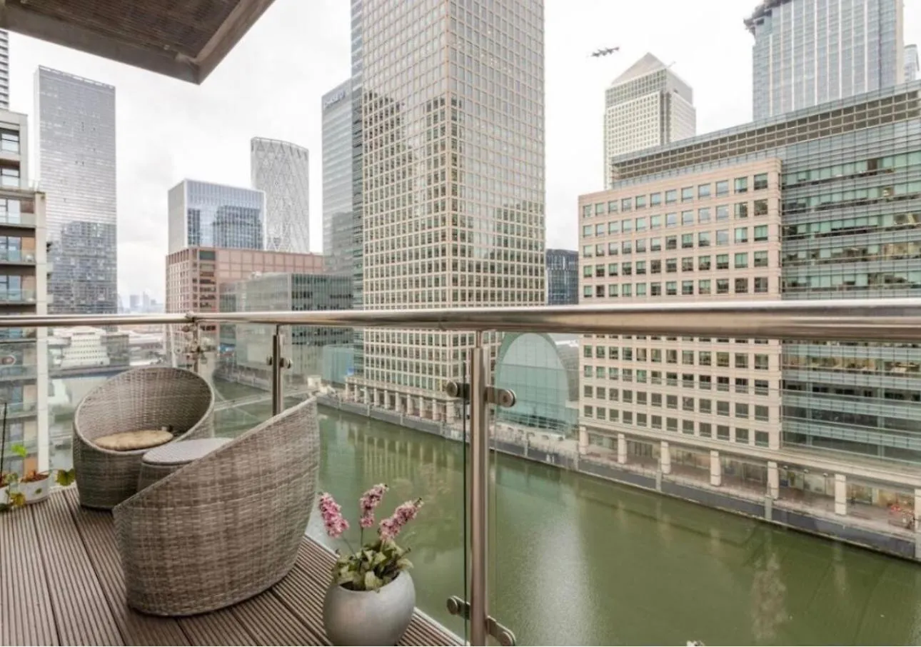 City Waterfront Apartments London 0*,